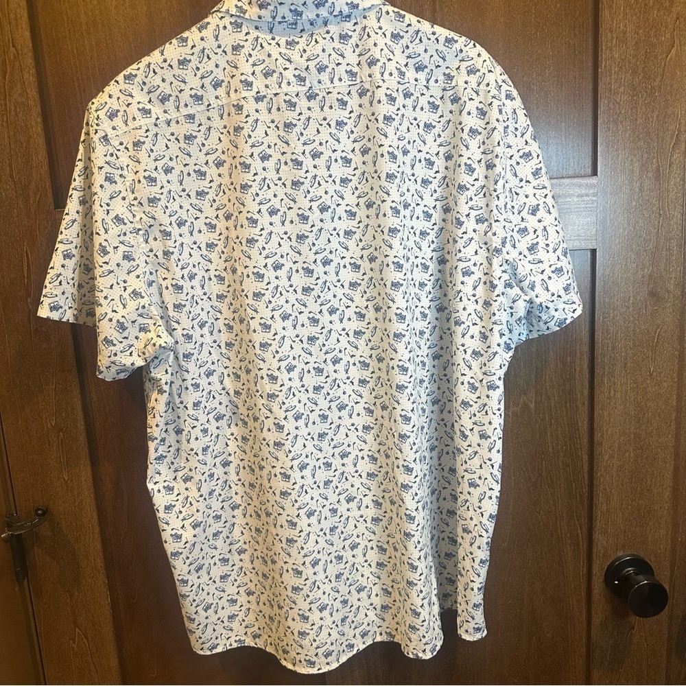 Flag & Anthem Golf Cart Casual White and Blue Patterned Men's Shirt - Picture 5 of 6